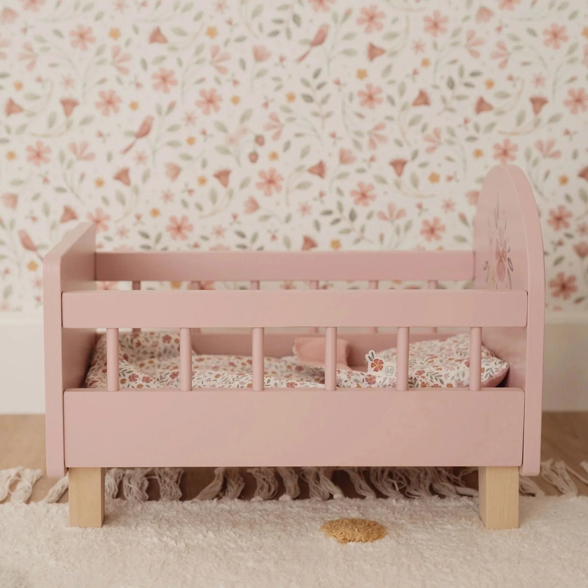 Houten poppenbedje