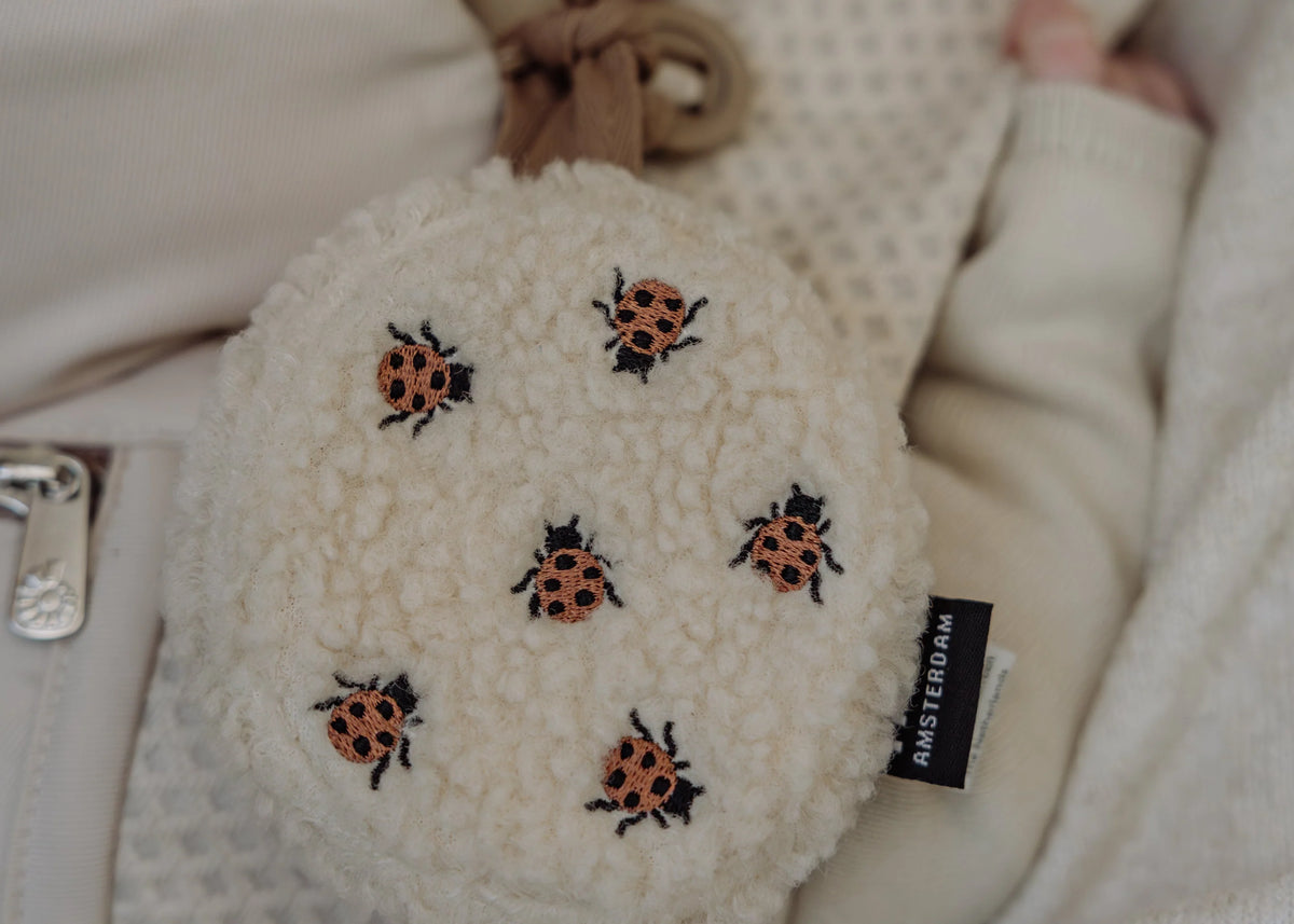 Ted – Knuffeldoekje On The Go Lieveheersbeestjes