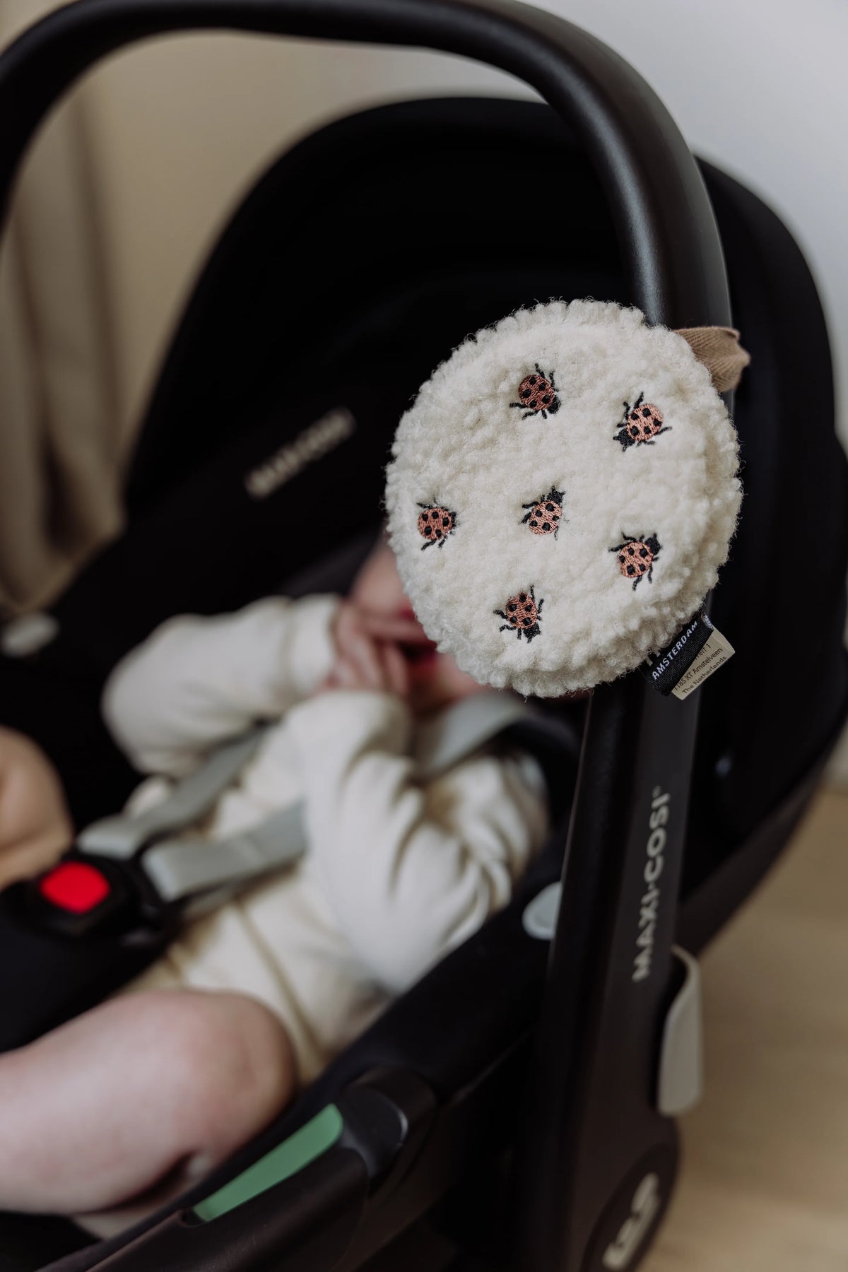 Ted – Knuffeldoekje On The Go Lieveheersbeestjes