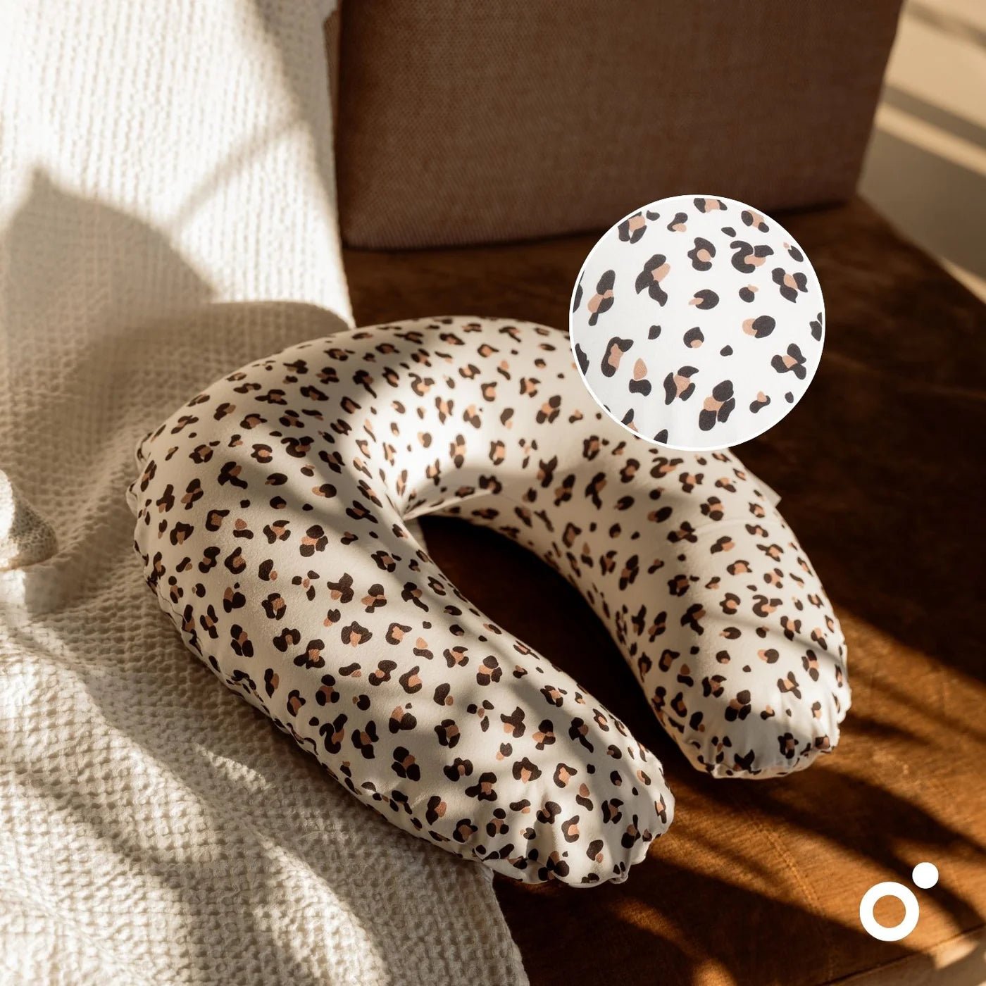 Doomoo Voedingskussen Softy - Leopard Cream - Casteleyn