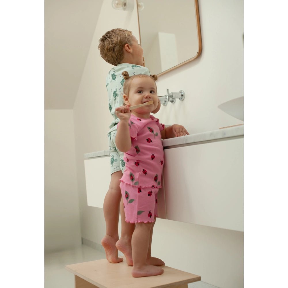 Feetje premium meisjes shortama - Lily Ladybug - Casteleyn