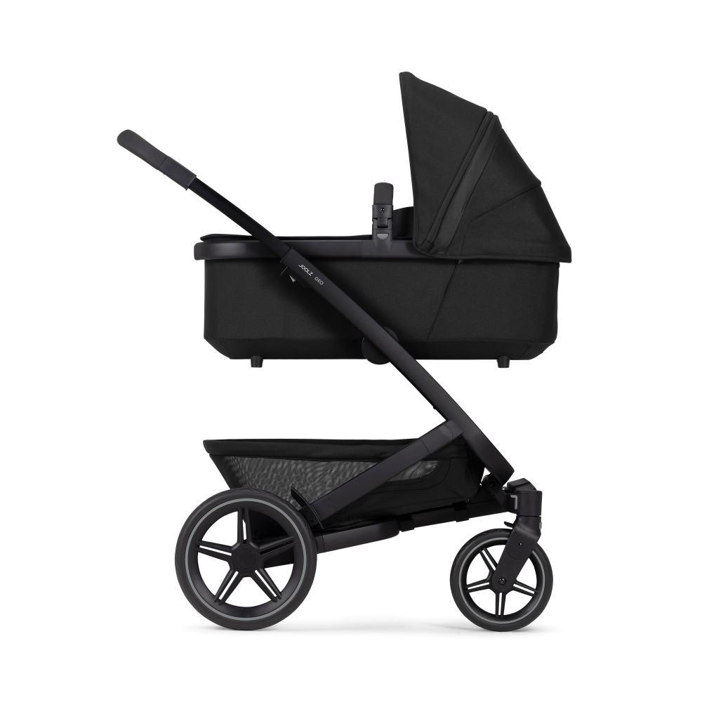 Geo 3 Space Black