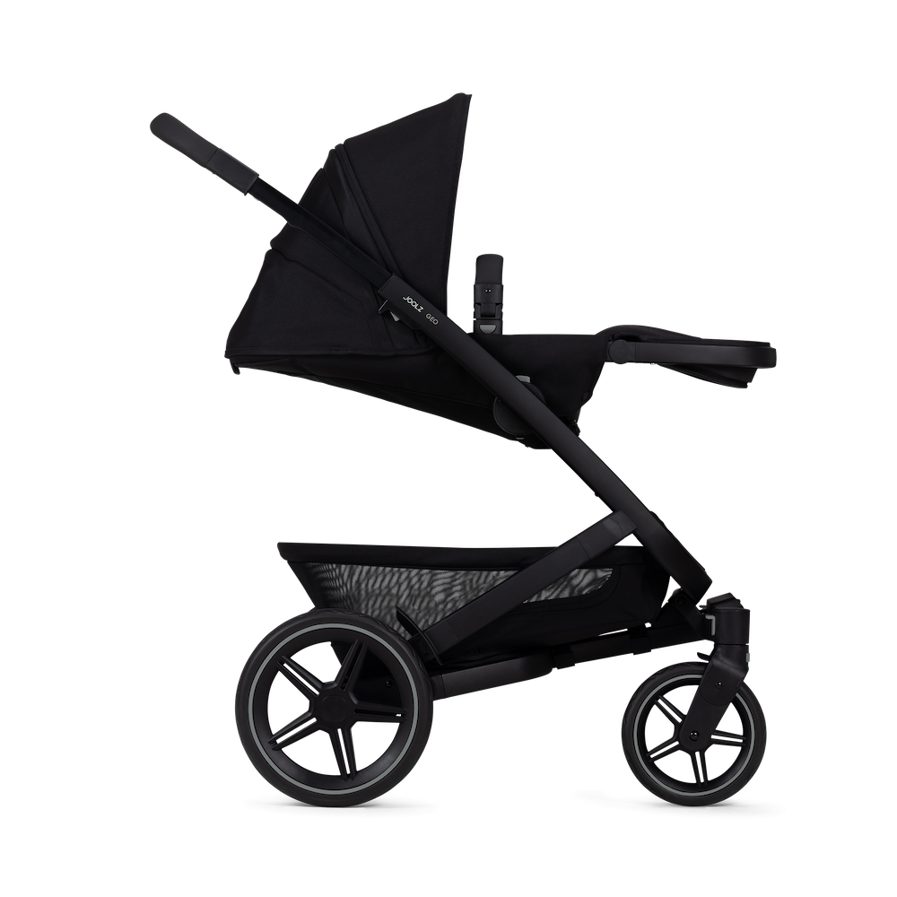 Geo 3 Space Black