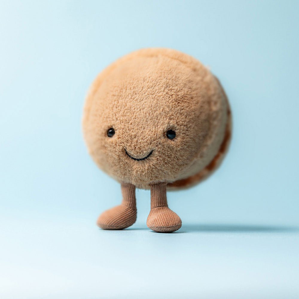 Jellycat Amuseables Mona Macaron - Casteleyn