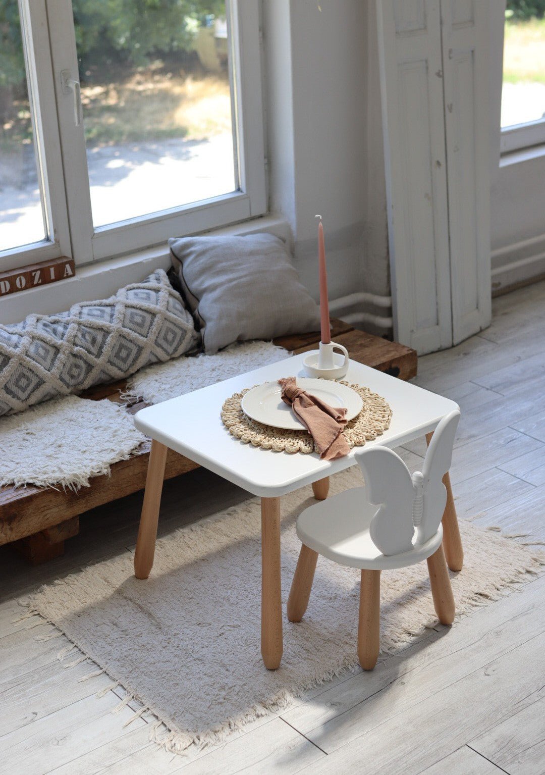 Kidozia Kindertafel met 2 Stoelen – Butterfly - Casteleyn