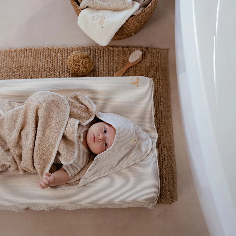 Little Dutch Badcape - Beige - 75 x 75 - Newborn Naturals - Baby Bunny - Casteleyn
