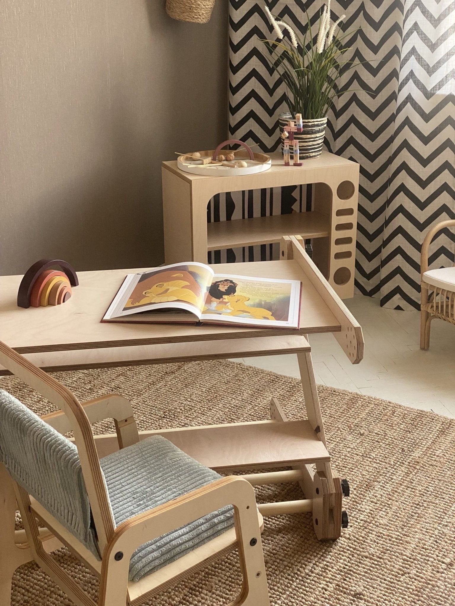 Luula NABU Montessori Klimset, Tafel en Tekenbord 3-in-1 - Casteleyn