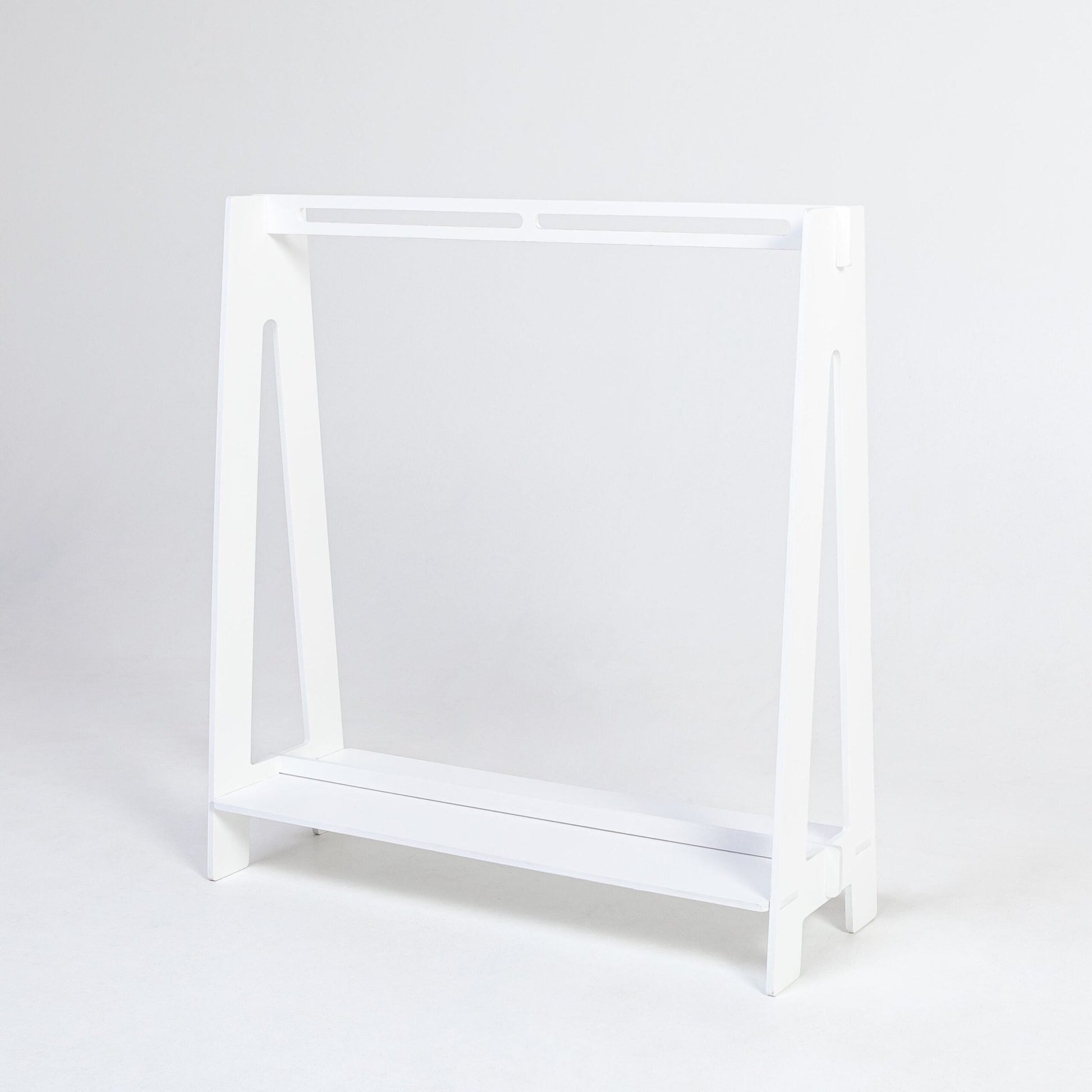 Montessori House Bed Kledingrek voor Peuters - Casteleyn
