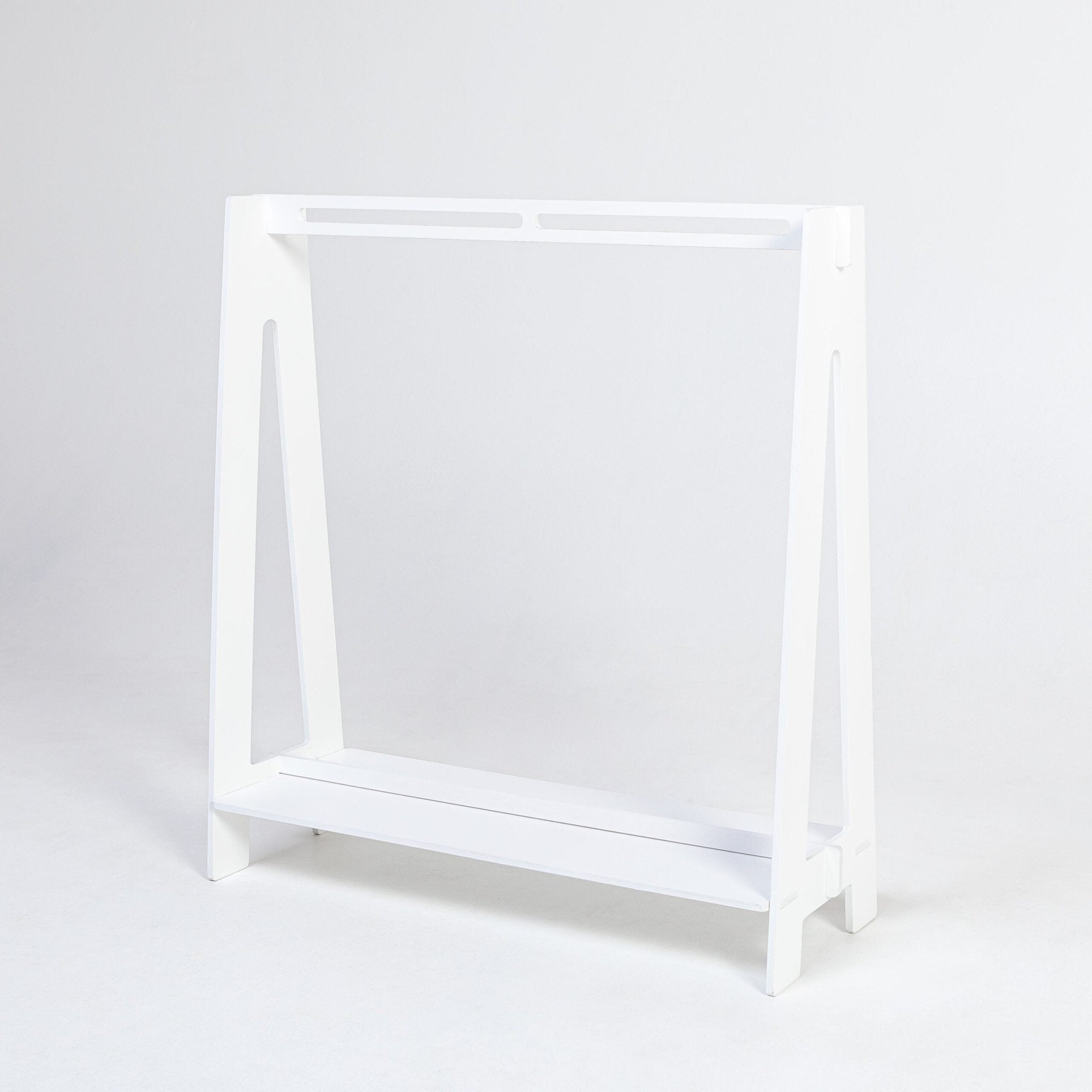 Montessori House Bed Kledingrek voor Peuters - Casteleyn