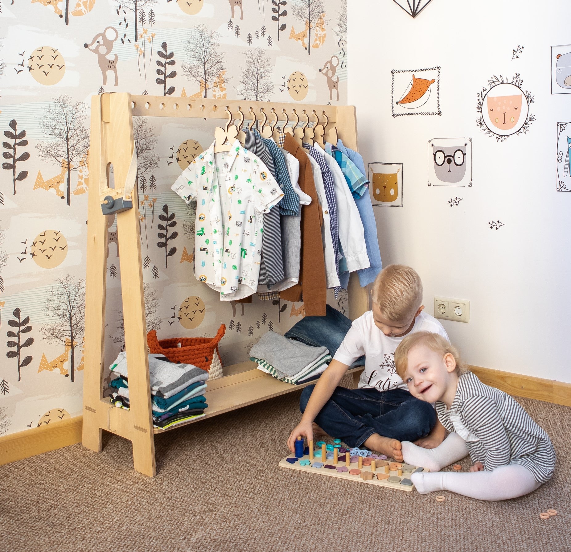 Montessori House Bed Kledingrek voor Peuters – Versie 2 - Casteleyn