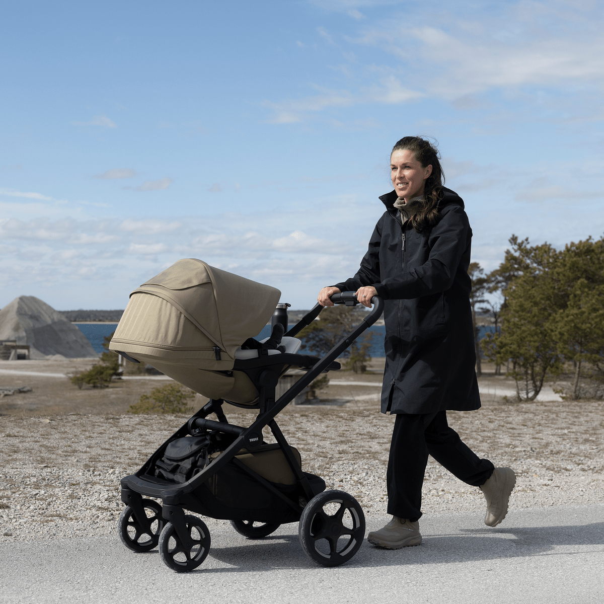 Thule Charm 2 in 1 + Thule Maple pasgeborene bundel Faded Khaki - Casteleyn